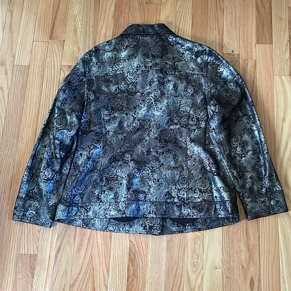 VINTAGE Chico's Jacket Womens XL Silver Metallic Floral Print Button Up Shacket - Picture 9 of 10